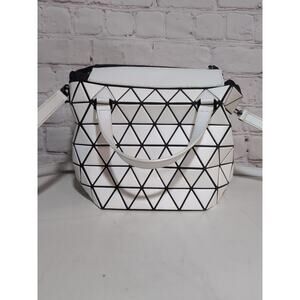BAO BAO ISSEY MIYAKE White Crystal Matte 2 Way Bag NWOT $1545 MSRP